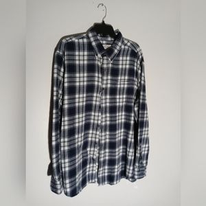 Men's Plaid Long Sleeves Shirt. ST. John's Bay. Brand.